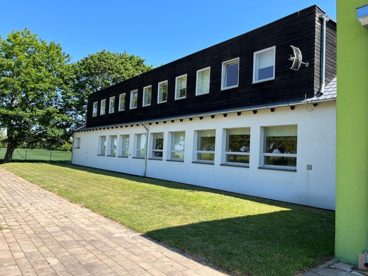 Osrodek Konferencyjno-Wypoczynkowy Hostel Chojna Kültér fotó